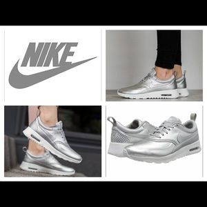 🆒🚺 NIKE AIR MAX IN METALLIC SILVER 🚺🆒